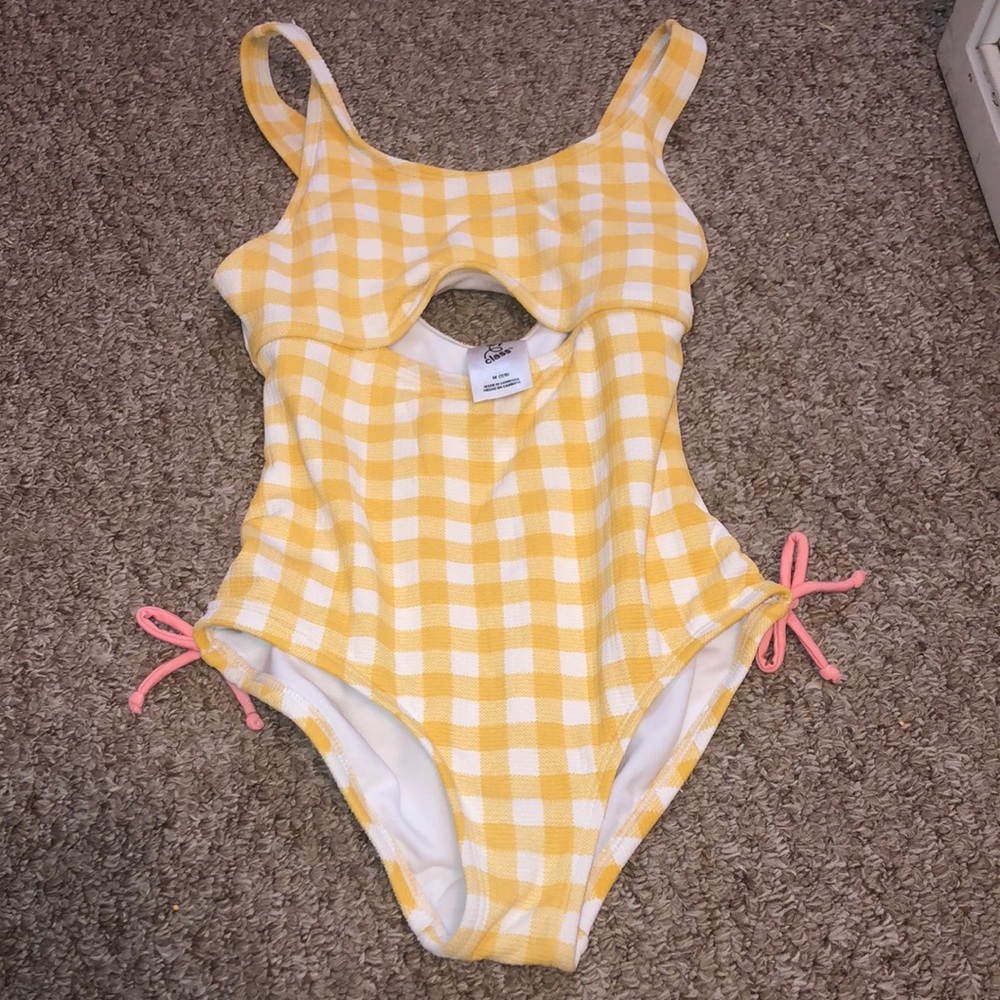 Art class one piece swimsuit girls size M 7/8